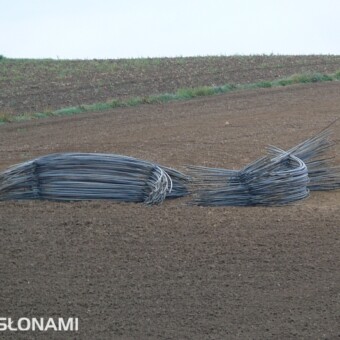 Na chwilę przed ustawianiem konstrukcji nowych tuneli, fot. 1-6 A. Wize