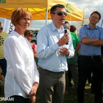 Na temat nawożenia informacji udzielali Barbara Głaczkowska i Jacek Ceglarski z firmy Azelis 